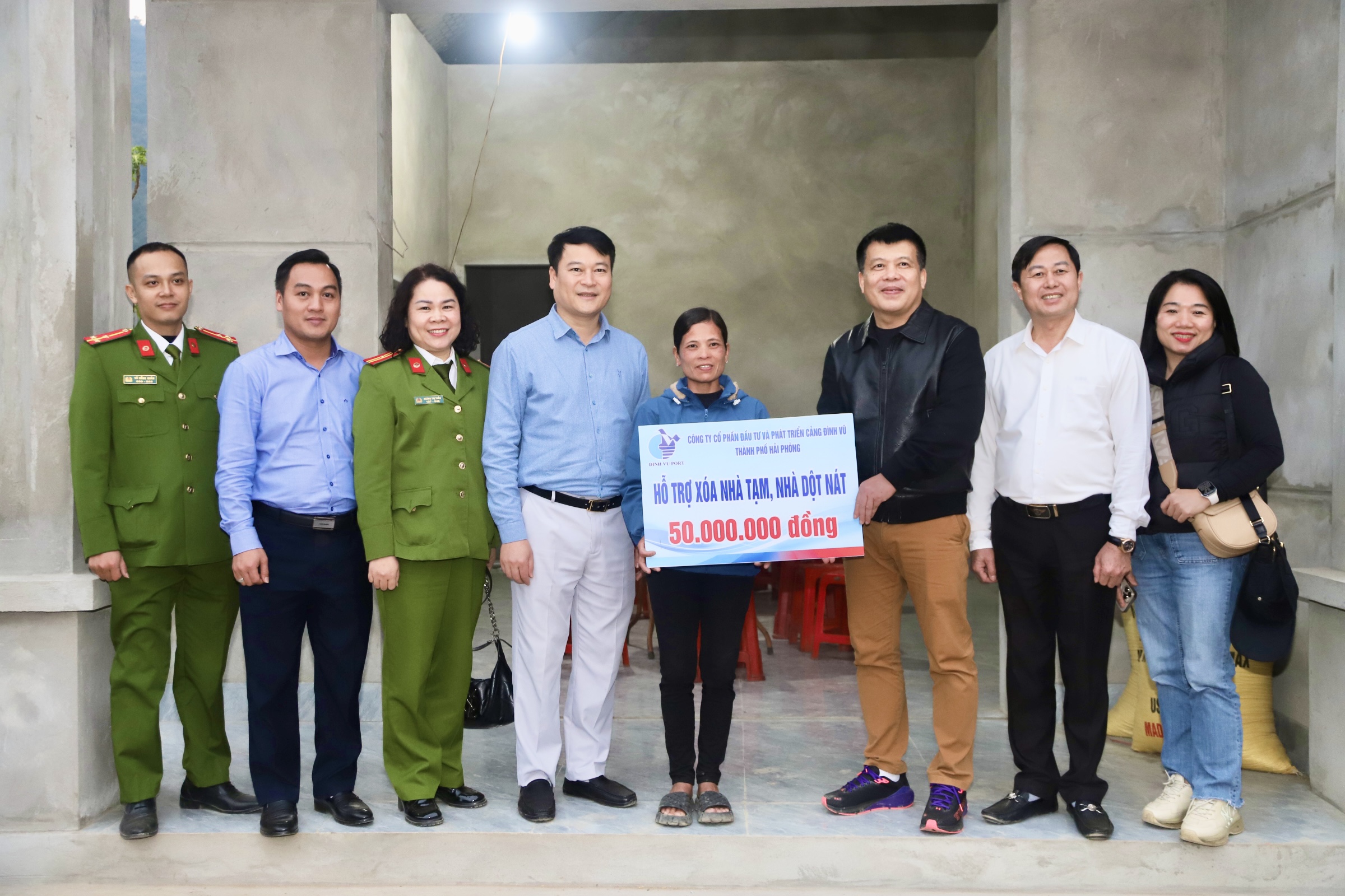 Mang Tết ấm yêu thương đến với người dân huyện Hoà An, tỉnh Cao Bằng